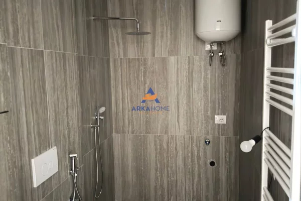 Shtepi me qera 1+1 ne Tirane - 728 Euro