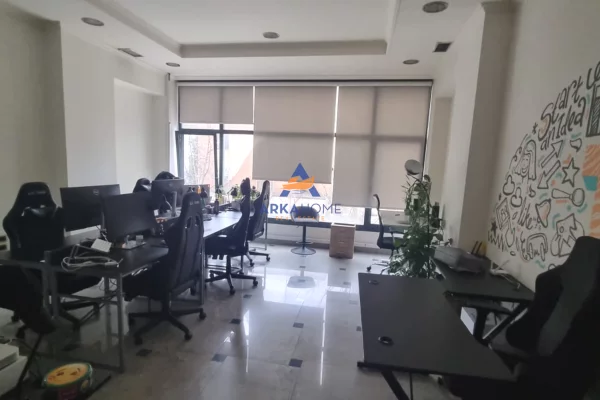 Business Property for Rent 3+1 in Tirana - 6,000 Euro
