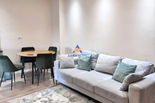 Shtepi ne shitje 1+1 ne Tirane - 152,000 Euro