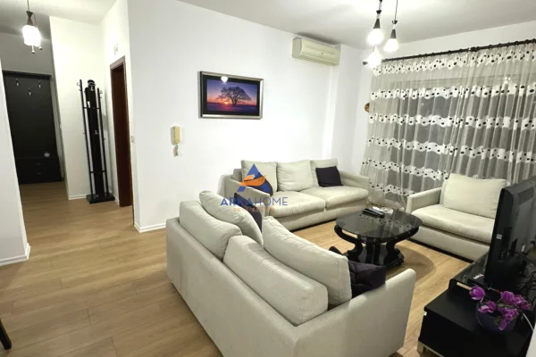 Shtepi me qera 2+1 ne Tirane - 850 Euro