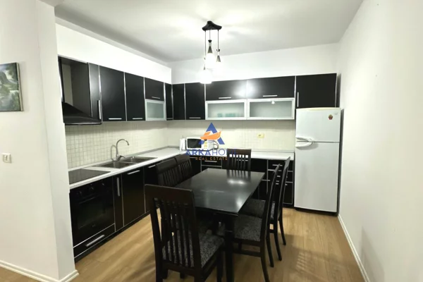 Shtepi me qera 2+1 ne Tirane - 850 Euro