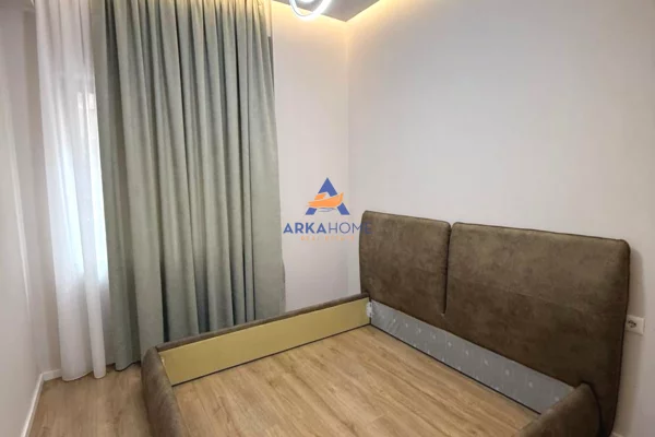 Shtepi me qera Apartament ne Tirane, 1+1, Mobilimi E mobiluar, Pagesa 572  Euro.