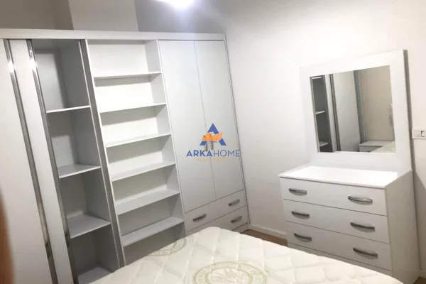 Shtepi me qera 1+1 ne Tirane - 436 Euro