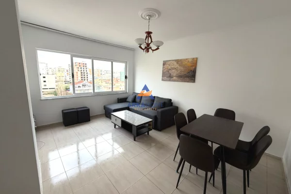 Shtepi me qera 2+1 ne Tirane - 468 Euro