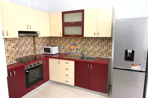 Shtepi me qera 2+1 ne Tirane - 468 Euro