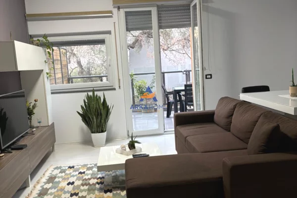 Shtepi me qera 1+1 ne Tirane - 520 Euro