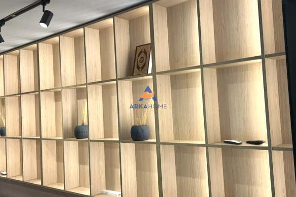 Ambient biznesi ne shitje 2+1 ne Tirane - 330,000 Euro