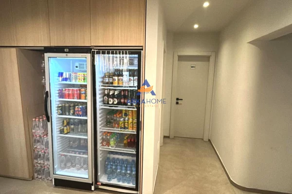 SHITET LOKAL 76M2 "ALI DEMI" 330.000 EURO