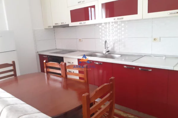 Shtepi me qera 1+1 ne Tirane - 416 Euro