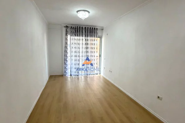 Shtepi ne shitje 2+1 ne Tirane - 112,000 Euro