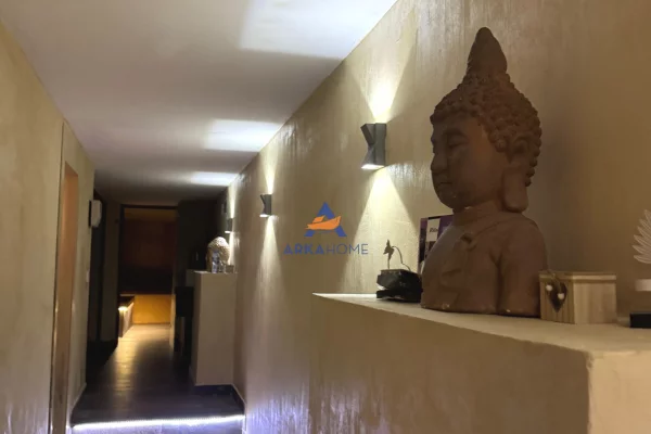 Ambient biznesi ne shitje 5+1 ne Tirane - 6,500,000 Euro