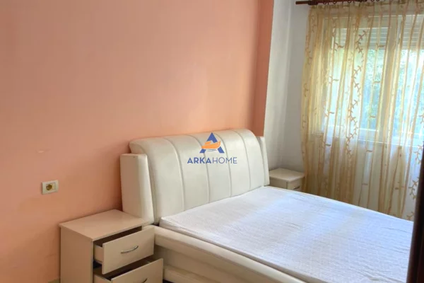 Shtepi me qera 1+1 ne Tirane - 417 Euro