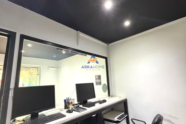 Ambient biznesi me qera 1+1 ne Tirane - 890 Euro