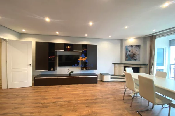 Shtepi me qera 2+1 ne Tirane - 1,039 Euro