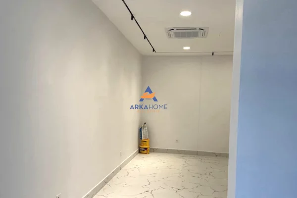 Ambient biznesi me qera 1+1 ne Tirane - 900 Euro