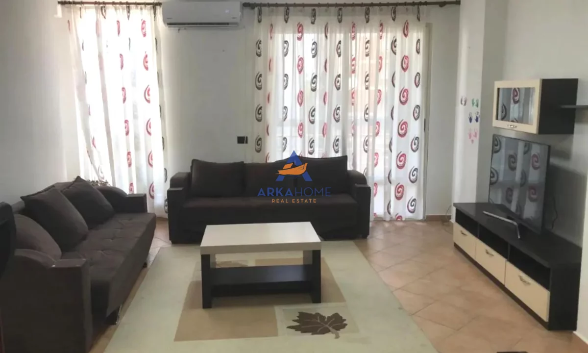 Shtepi me qera Apartament ne Tirane, 1+1, Mobilimi E mobiluar, Pagesa 700  Euro.