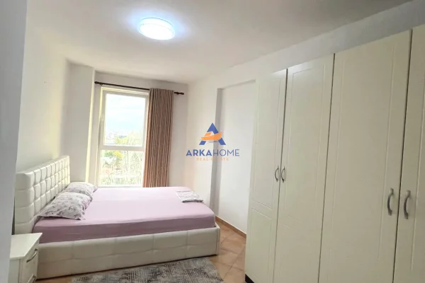 Shtepi me qera 1+1 ne Tirane - 700 Euro