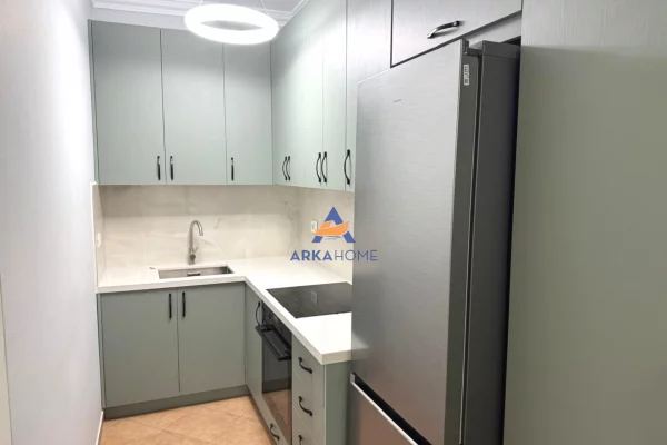 Shtepi me qera Apartament ne Tirane, 2+1, Mobilimi E mobiluar, Pagesa 835  Euro.