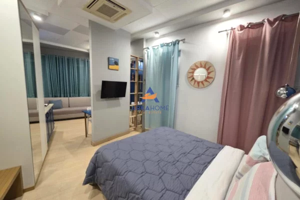 Shtepi me qera Apartament ne Tirane, Garsoniere, Mobilimi E mobiluar, Pagesa 636  Euro.