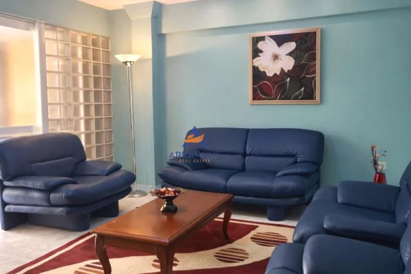 Shtepi me qera 2+1 ne Tirane - 521 Euro