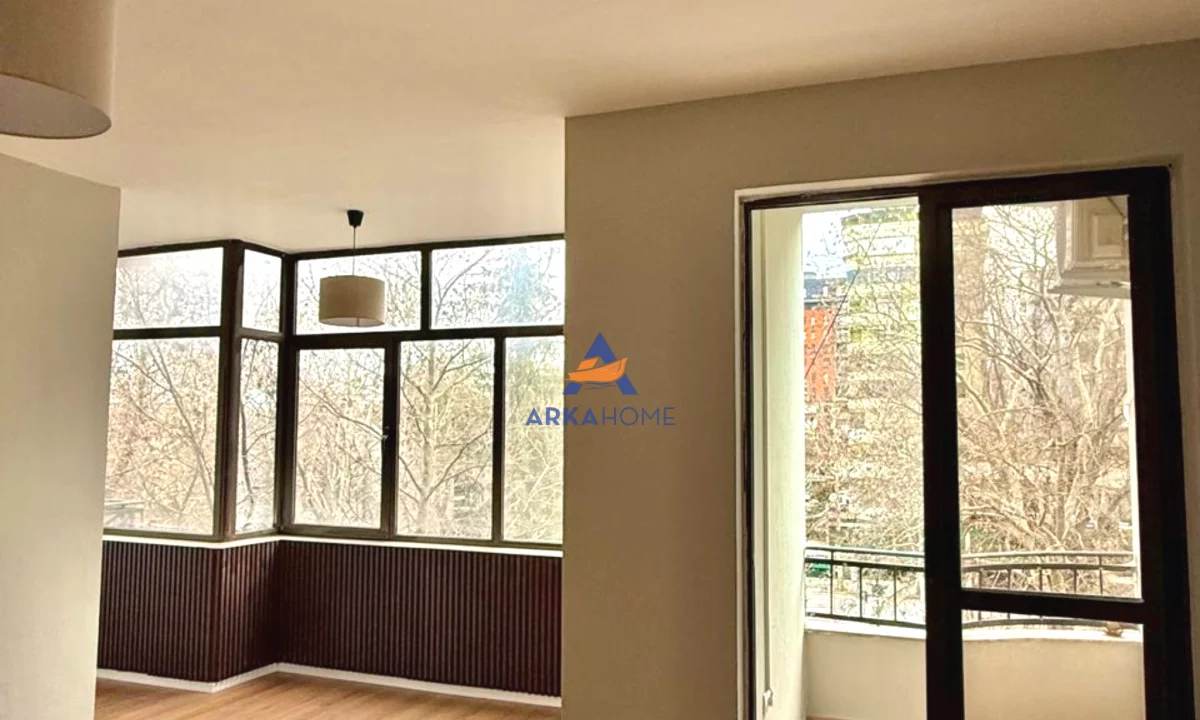 Shtepi me qera Apartament ne Tirane, 1+1, Mobilimi Bosh, pa mobiluar, Pagesa 700  Euro.