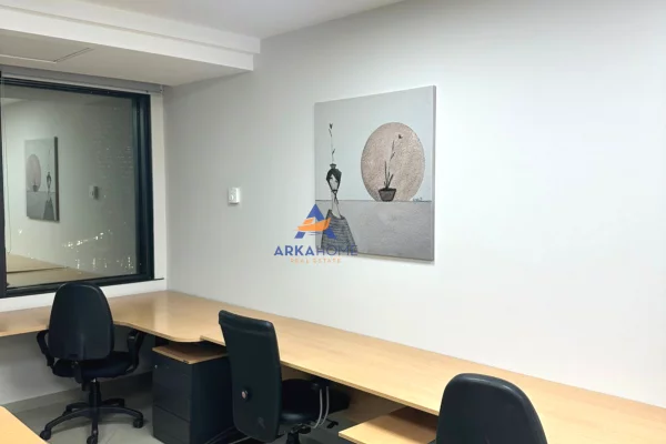 JEPET ZYRE ME QERA "KULLAT BINJAKE" 1000 EURO