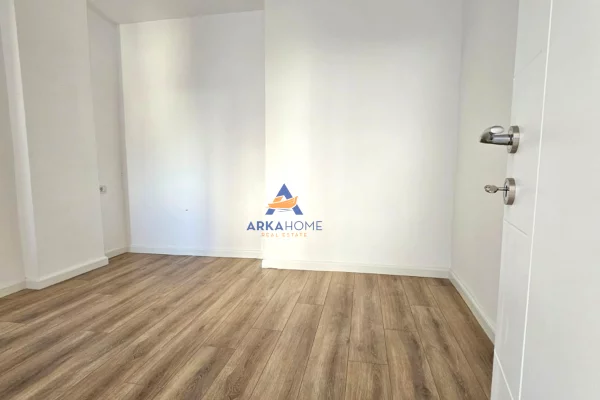 Shtepi ne shitje 1+1 ne Tirane - 98,000 Euro