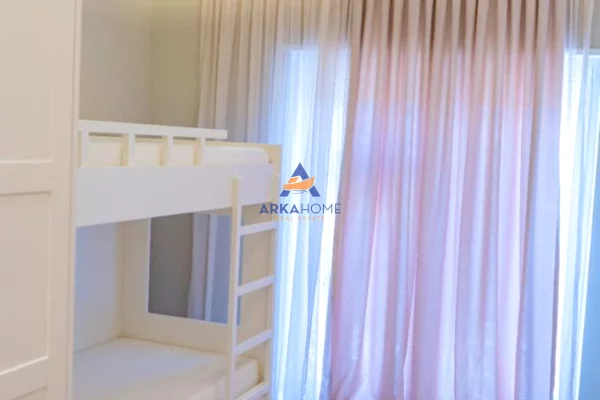 Shtepi ne shitje Apartament ne Tirane, 2+1, Mobilimi Bosh, pa mobiluar, Pagesa 320,000  Euro.