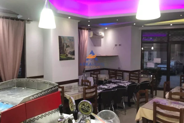Ambient biznesi ne shitje 2+1 ne Tirane - 130,000 Euro