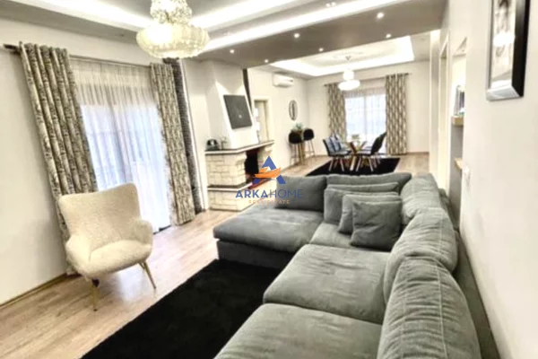 Shtepi ne shitje 7+1 ne Tirane - 1,700,000 Euro