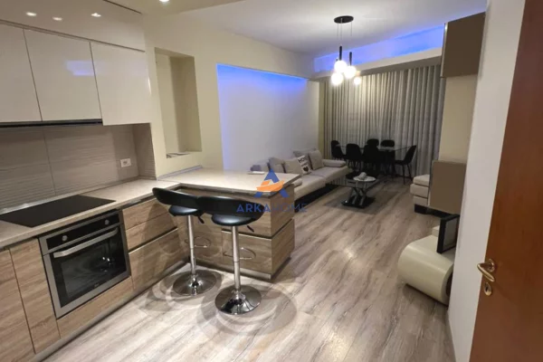 Shtepi me qera Apartament ne Tirane, 2+1, Mobilimi E mobiluar, Pagesa 750  Euro.