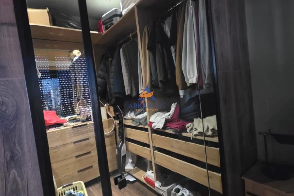 Shtepi ne shitje 2+1 ne Tirane - 500,000 Euro