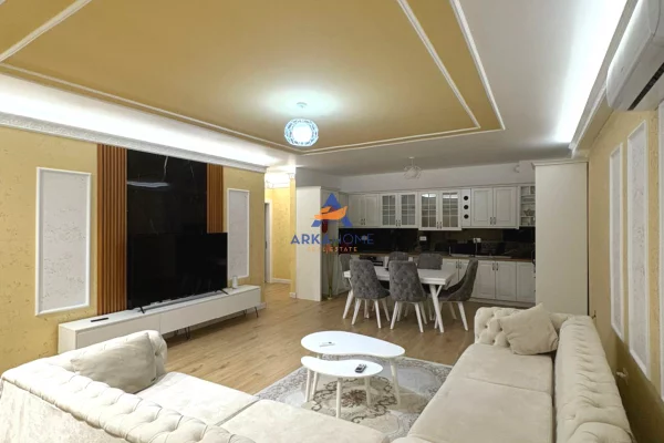 Shtepi ne shitje Apartament ne Tirane, 2+1, Mobilimi Bosh, pa mobiluar, Pagesa 287,000  Euro.