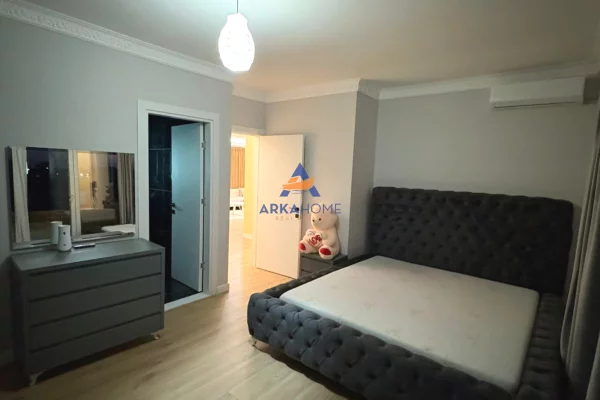 Shtepi ne shitje Apartament ne Tirane, 2+1, Mobilimi Bosh, pa mobiluar, Pagesa 287,000  Euro.
