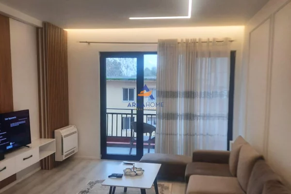 Shtepi me qera 2+1 ne Tirane - 750 Euro
