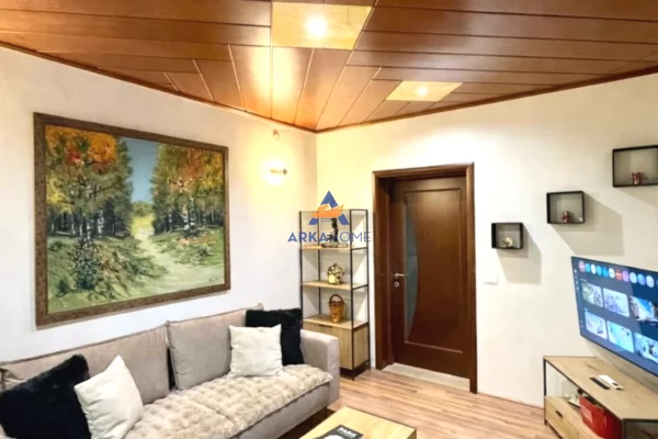 Shtepi me qera 1+1 ne Tirane - 624 Euro