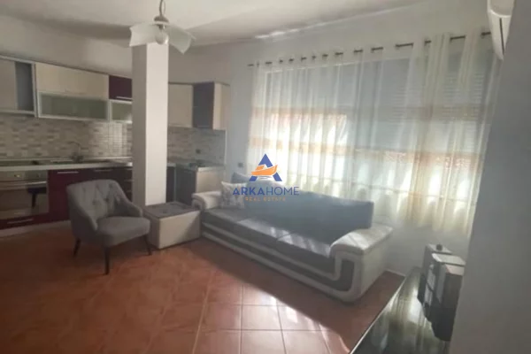 Shtepi me qera 1+1 ne Tirane - 468 Euro