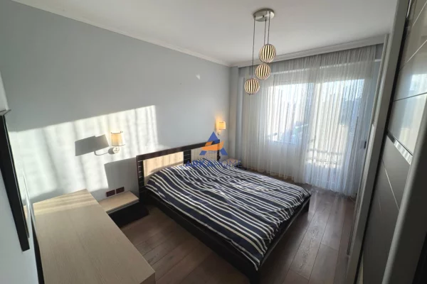 Shtepi me qera Apartament ne Tirane, 2+1, Mobilimi E mobiluar, Pagesa 832  Euro.