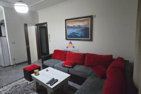 Shtepi me qera 1+1 ne Tirane - 572 Euro