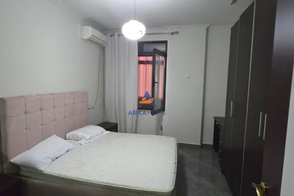 Shtepi me qera Apartament ne Tirane, 1+1, Mobilimi E mobiluar, Pagesa 572  Euro.