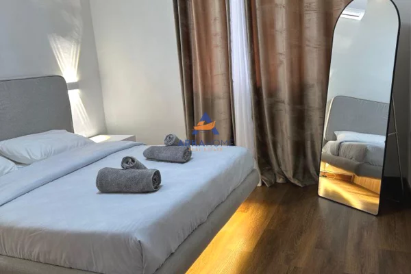 Shtepi me qera 2+1 ne Tirane - 800 Euro