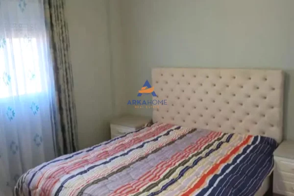 Shtepi me qera Apartament ne Tirane, 2+1, Mobilimi E mobiluar, Pagesa 416  Euro.