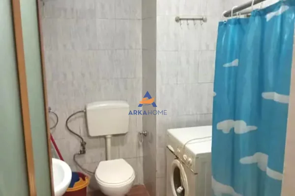 Shtepi me qera Apartament ne Tirane, 2+1, Mobilimi E mobiluar, Pagesa 416  Euro.