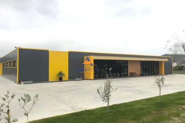 Ambient biznesi me qera 4+1 ne Tirane - 6,000 Euro