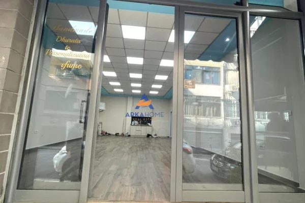 Business Property in Sale 1+1 in Tirana - 450 Euro