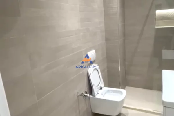 Shtepi me qera Apartament ne Tirane, 1+1, Mobilimi Bosh, pa mobiluar, Pagesa 415  Euro.