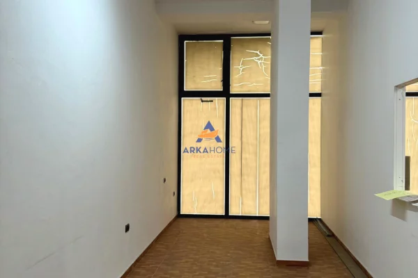 Business Property in Sale 1+1 in Tirana - 249,480 Euro