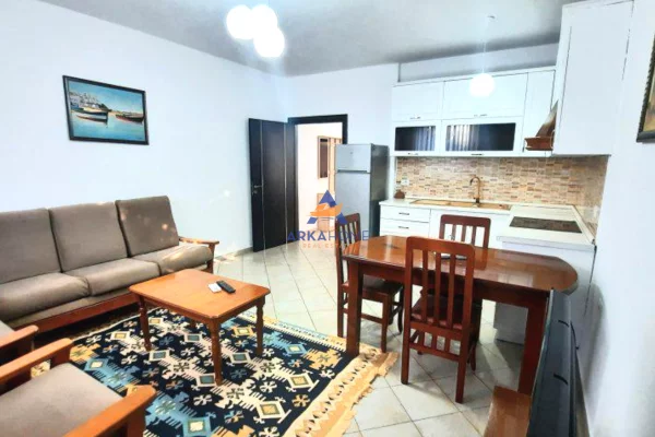 Shtepi me qera 2+1 ne Tirane - 500 Euro