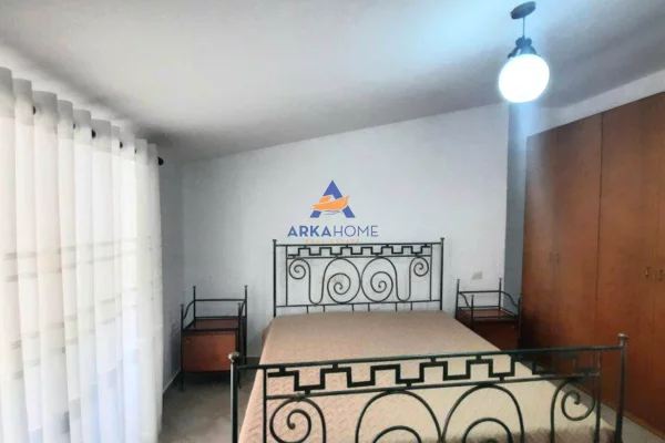 Shtepi me qera 2+1 ne Tirane - 500 Euro