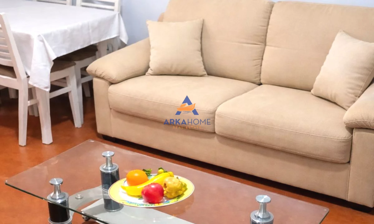 Shtepi me qera Apartament ne Tirane, 2+1, Mobilimi E mobiluar, Pagesa 519  Euro.